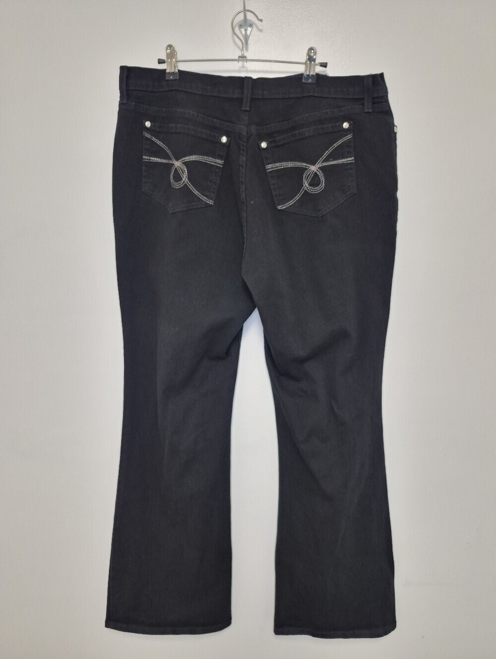 NYDJ Black Boot-Cut Jeans with Contrast Pocket Stitching sz 18 1734